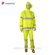 Fluorescent yellow PVC / nylon high visibility material Multi-pocket jacket yellow reflective raincoat hot sale on Alibaab